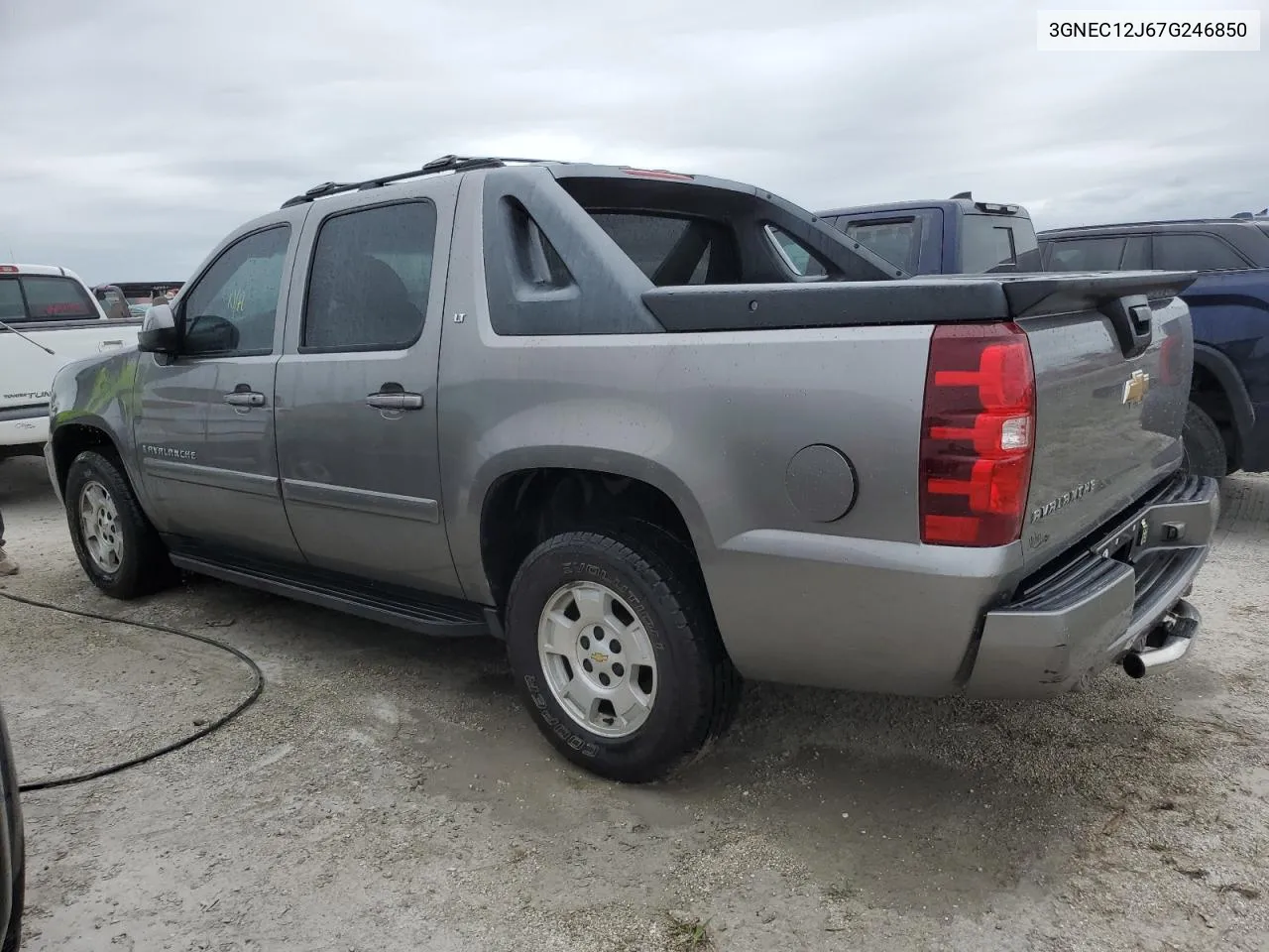 2007 Chevrolet Avalanche C1500 VIN: 3GNEC12J67G246850 Lot: 75088744