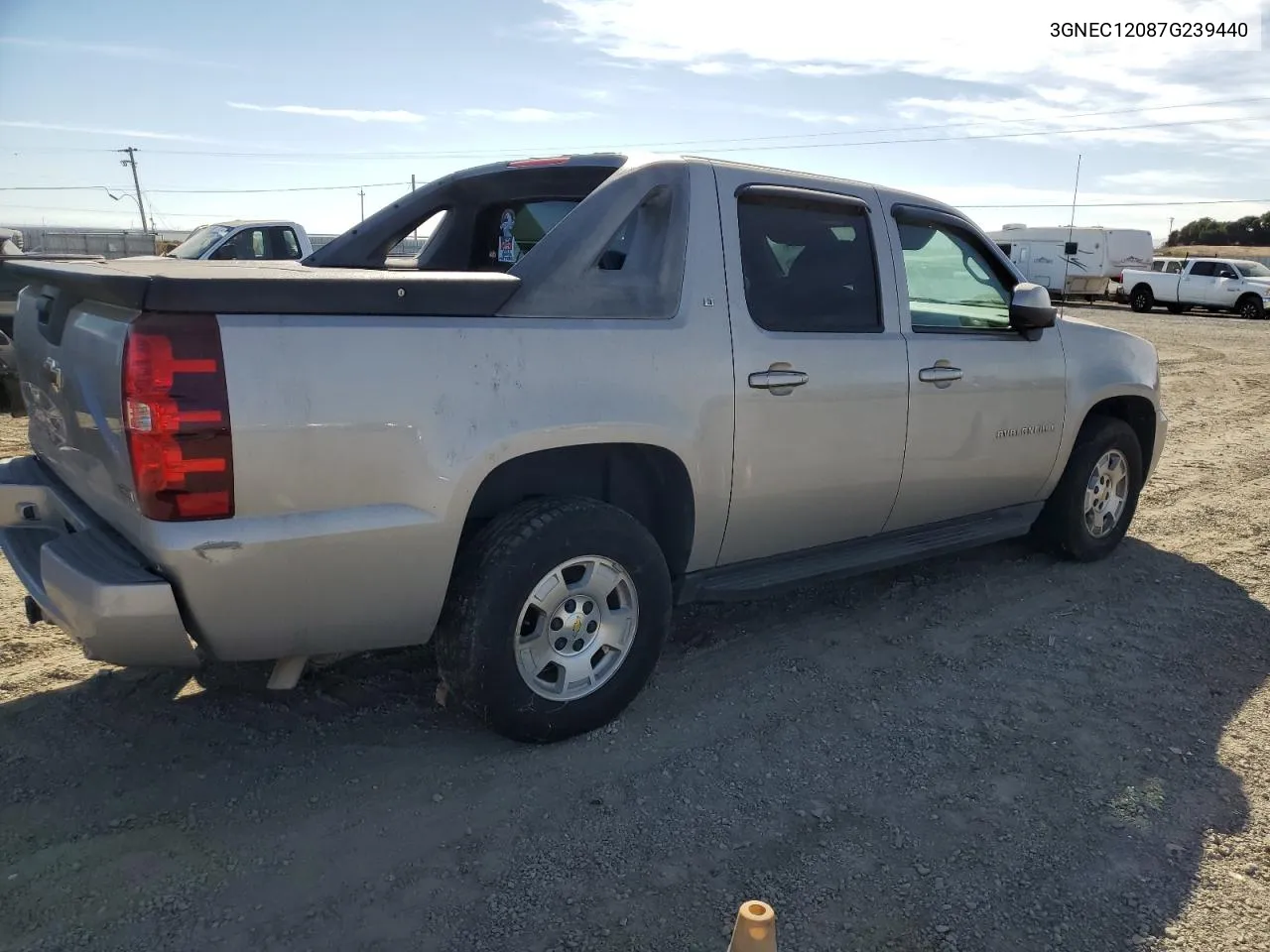 2007 Chevrolet Avalanche C1500 VIN: 3GNEC12087G239440 Lot: 76039554