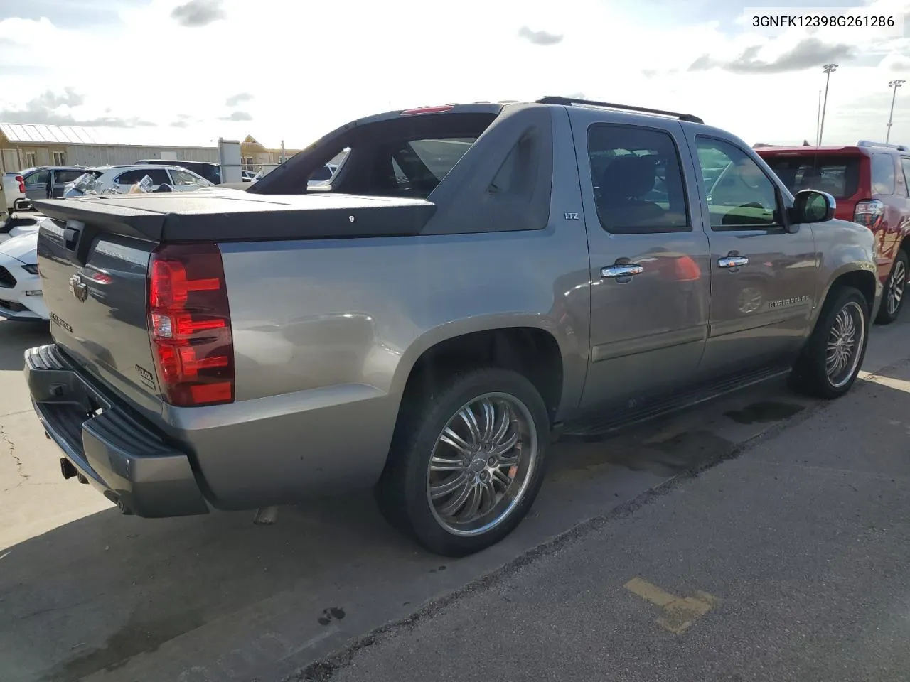 2008 Chevrolet Avalanche K1500 VIN: 3GNFK12398G261286 Lot: 75124334