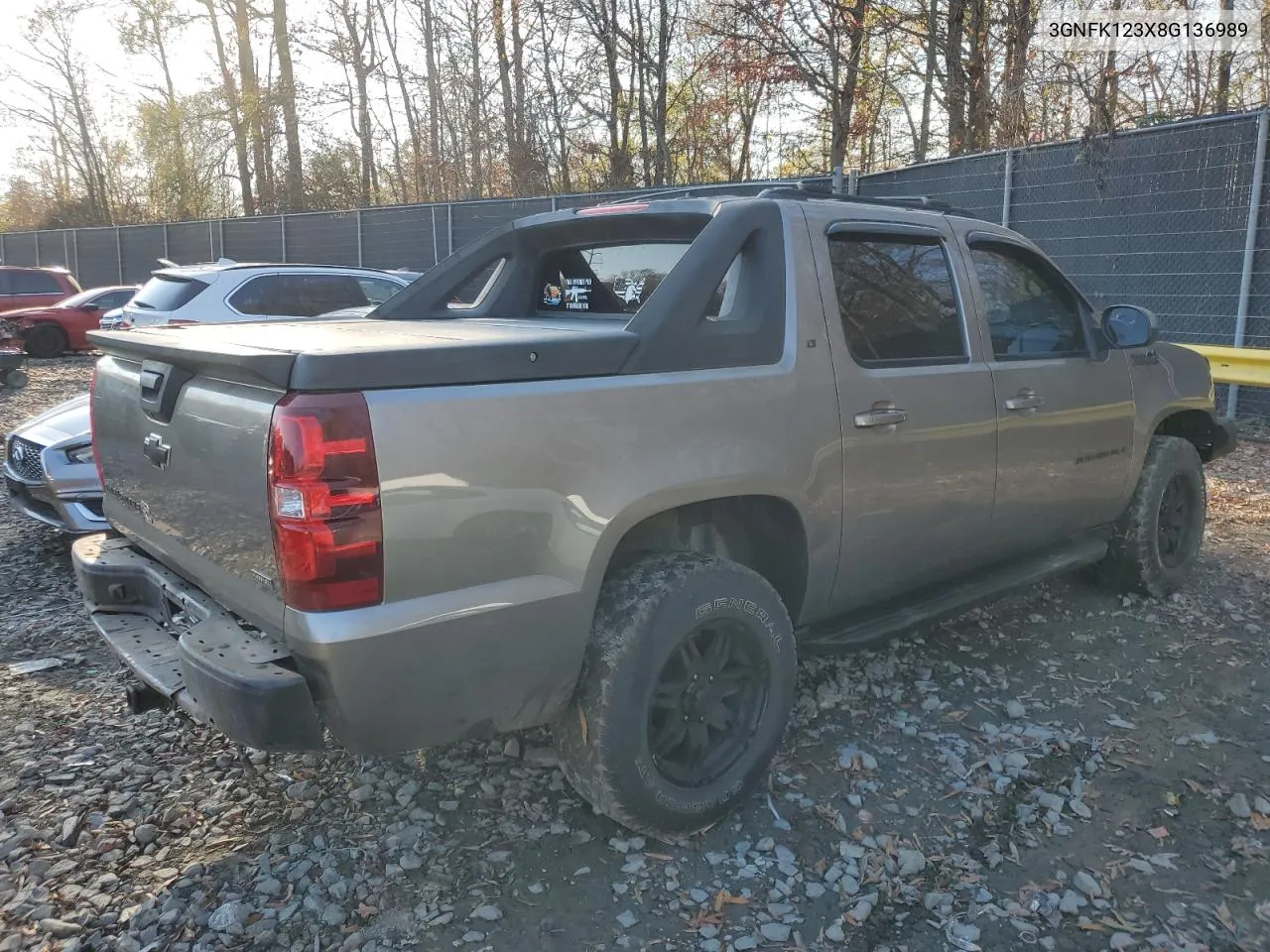 2008 Chevrolet Avalanche K1500 VIN: 3GNFK123X8G136989 Lot: 80688214