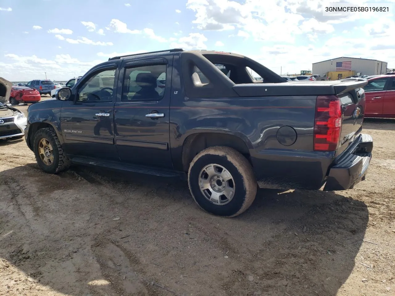 2011 Chevrolet Avalanche Lt VIN: 3GNMCFE05BG196821 Lot: 53075654