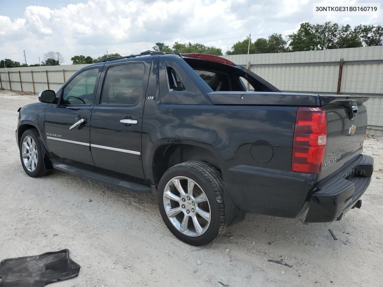 2011 Chevrolet Avalanche Ltz VIN: 3GNTKGE31BG160719 Lot: 66415744