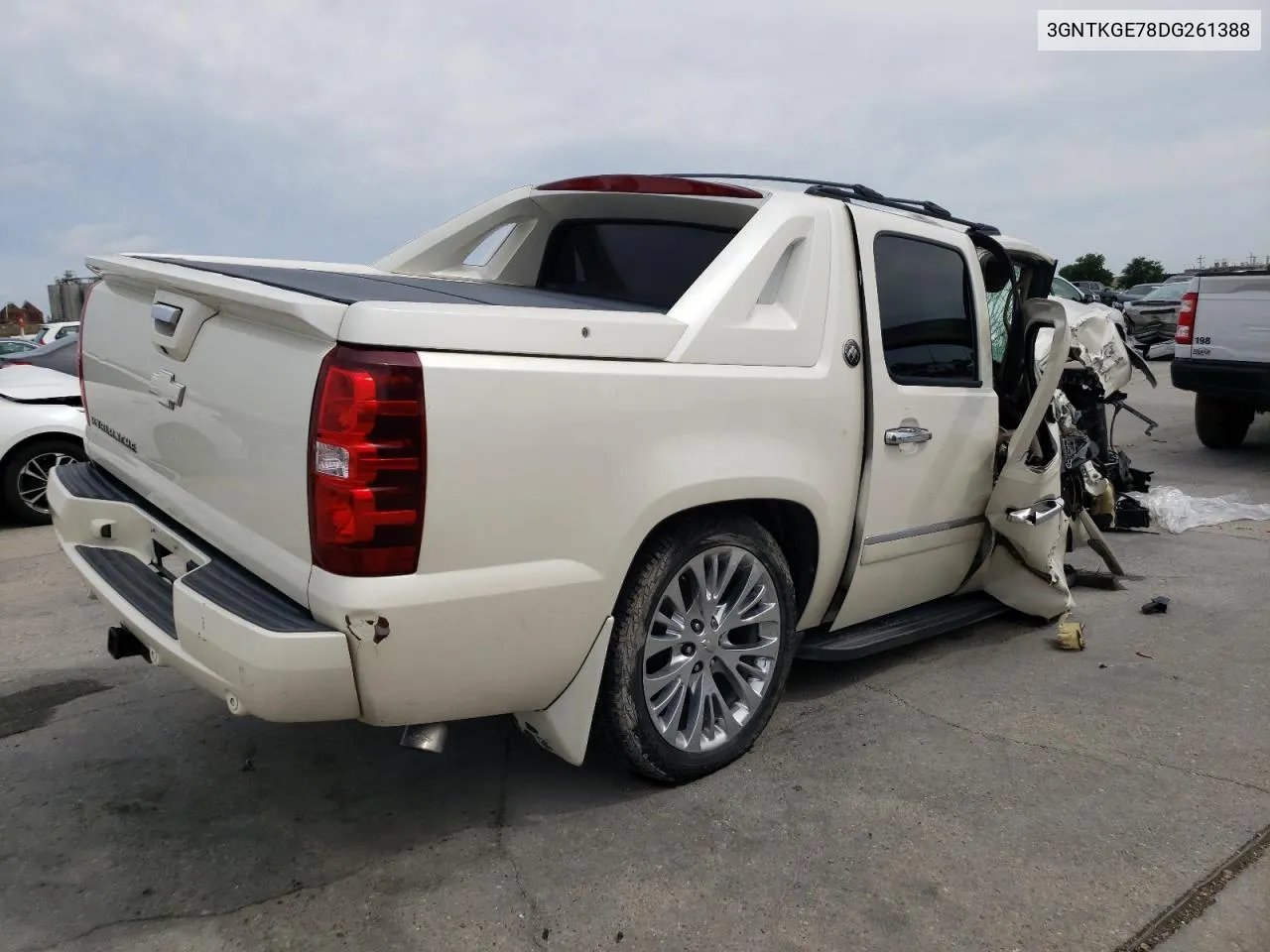 2013 Chevrolet Avalanche Ltz VIN: 3GNTKGE78DG261388 Lot: 57703274