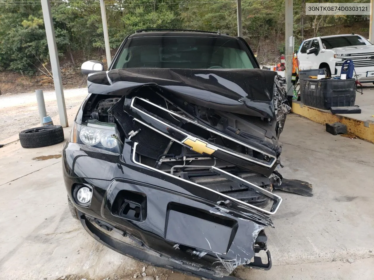 2013 Chevrolet Avalanche Ltz VIN: 3GNTKGE74DG303121 Lot: 70452564