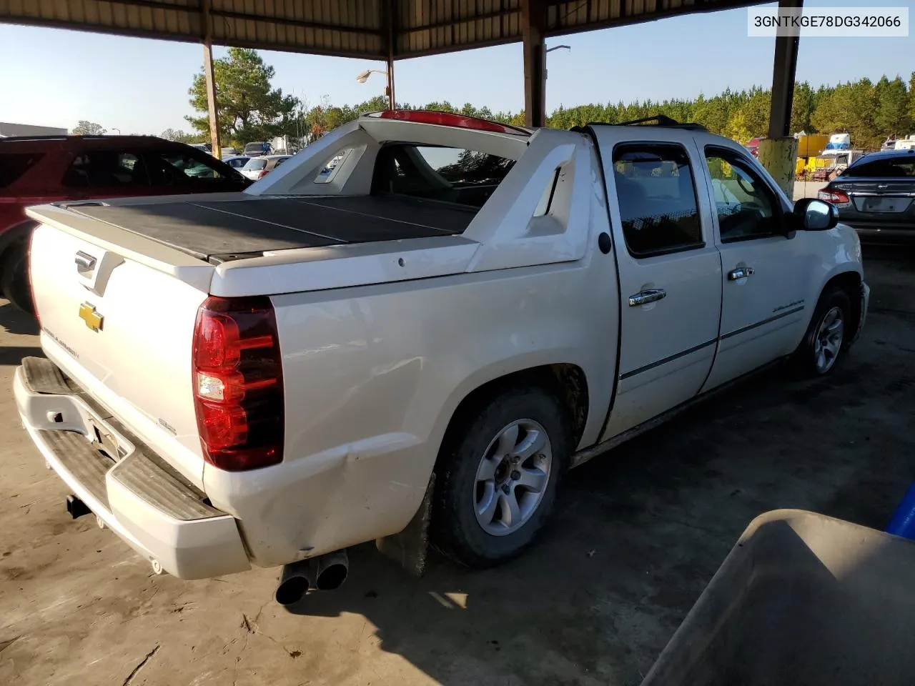 2013 Chevrolet Avalanche Ltz VIN: 3GNTKGE78DG342066 Lot: 74980564