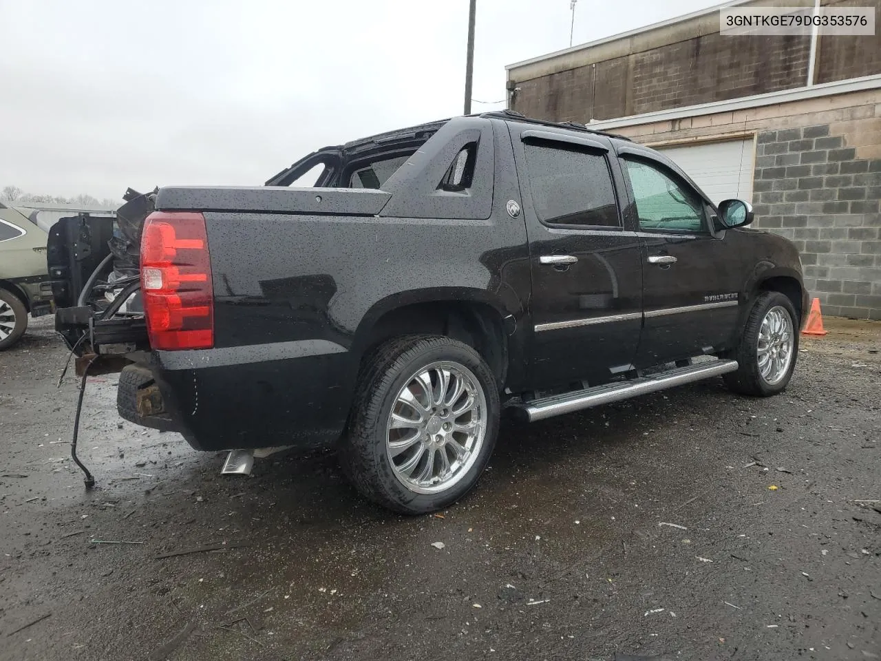 2013 Chevrolet Avalanche Ltz VIN: 3GNTKGE79DG353576 Lot: 81064524