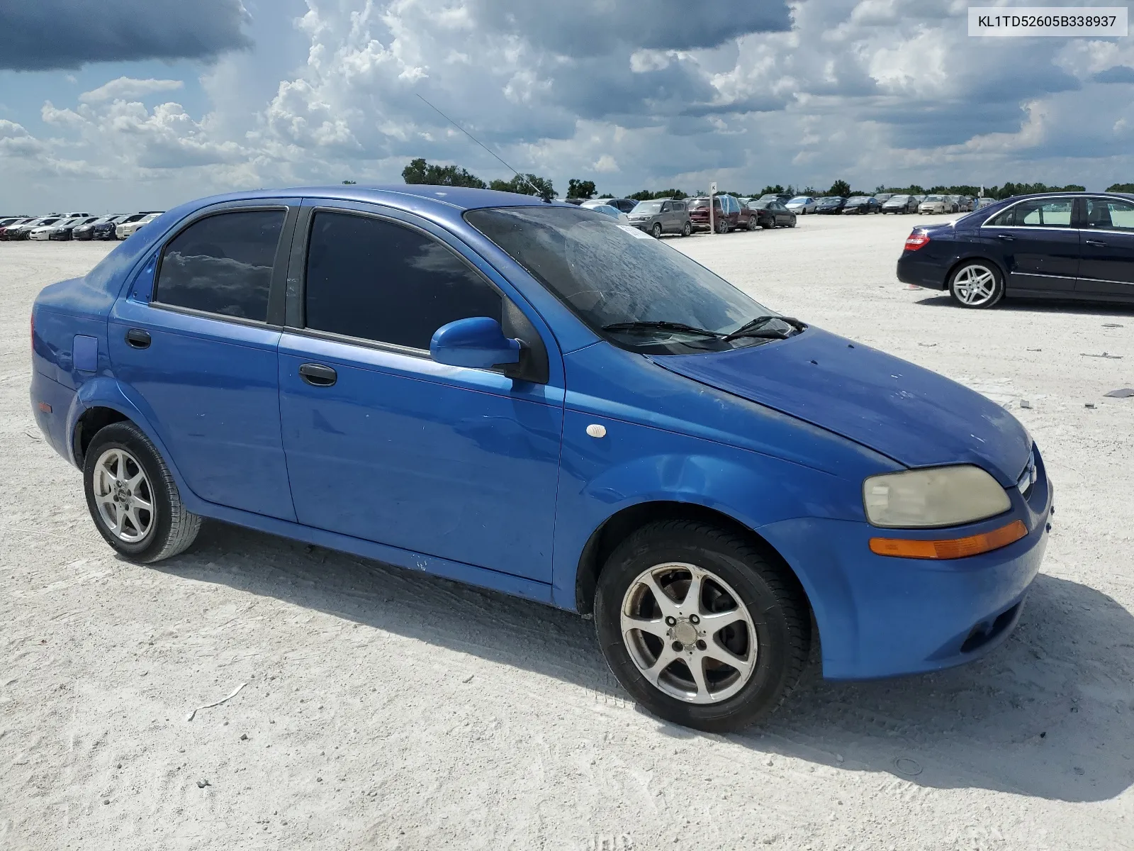 2005 Chevrolet Aveo Base VIN: KL1TD52605B338937 Lot: 53141044