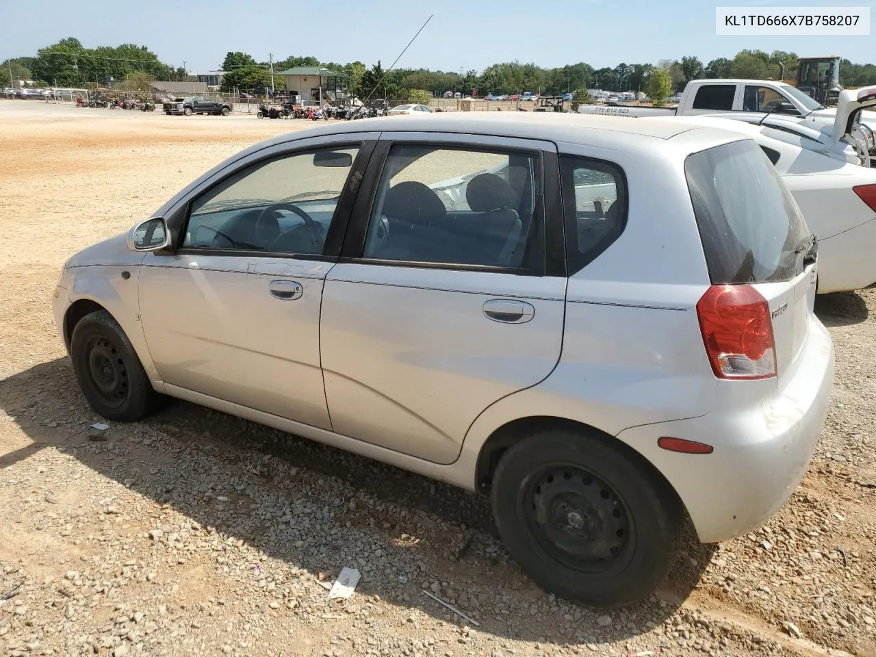 2007 Chevrolet Aveo Base VIN: KL1TD666X7B758207 Lot: 71223054