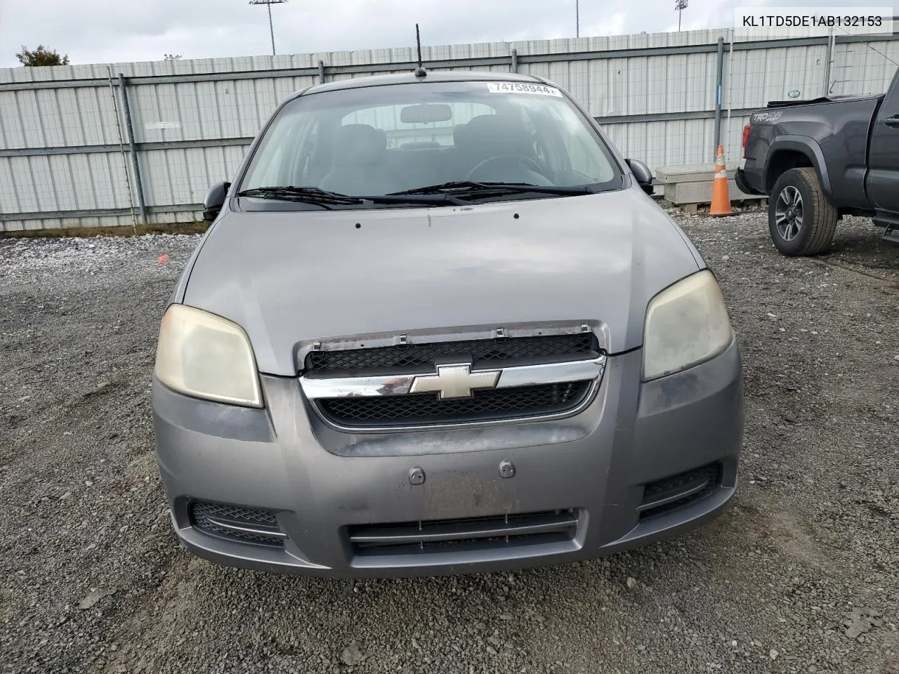 2010 Chevrolet Aveo Ls VIN: KL1TD5DE1AB132153 Lot: 74758944