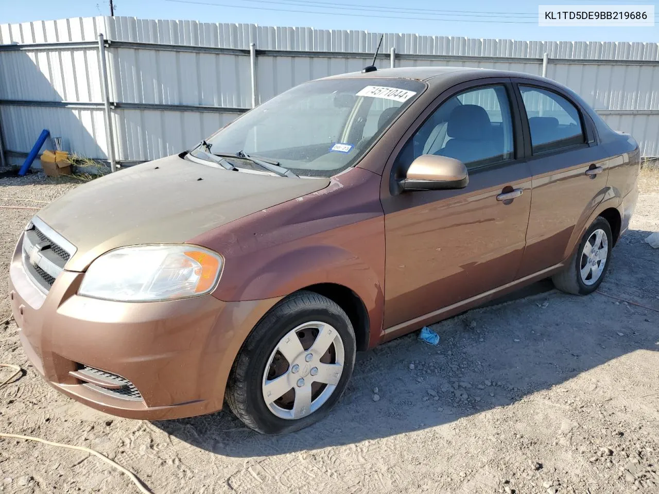 2011 Chevrolet Aveo Ls VIN: KL1TD5DE9BB219686 Lot: 74571044