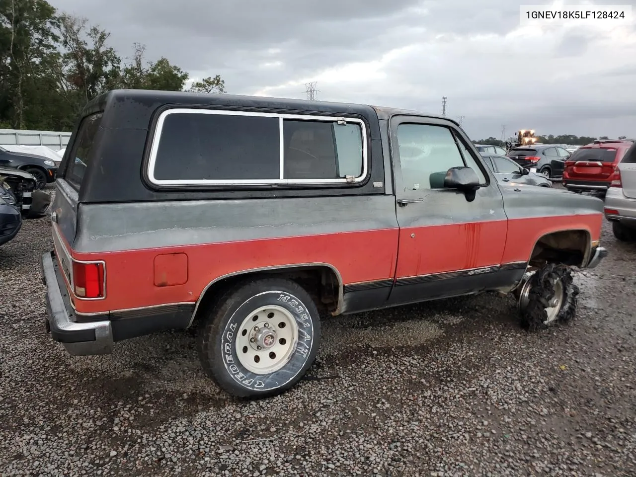 1990 Chevrolet Blazer V10 VIN: 1GNEV18K5LF128424 Lot: 76709244