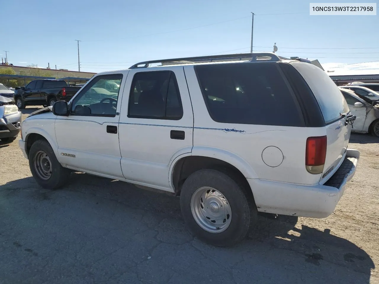 1996 Chevrolet Blazer VIN: 1GNCS13W3T2217958 Lot: 68581764