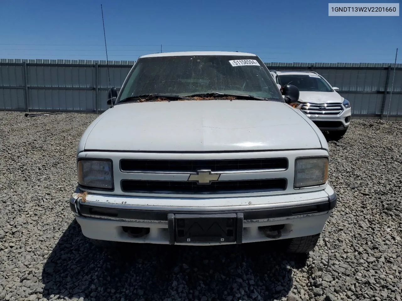 1997 Chevrolet Blazer VIN: 1GNDT13W2V2201660 Lot: 51158594