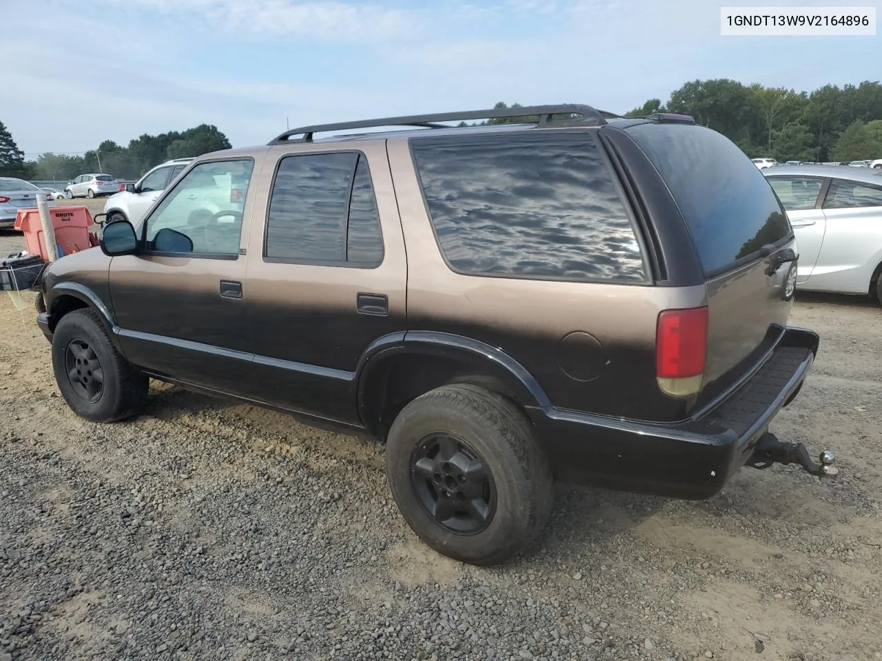 1GNDT13W9V2164896 1997 Chevrolet Blazer