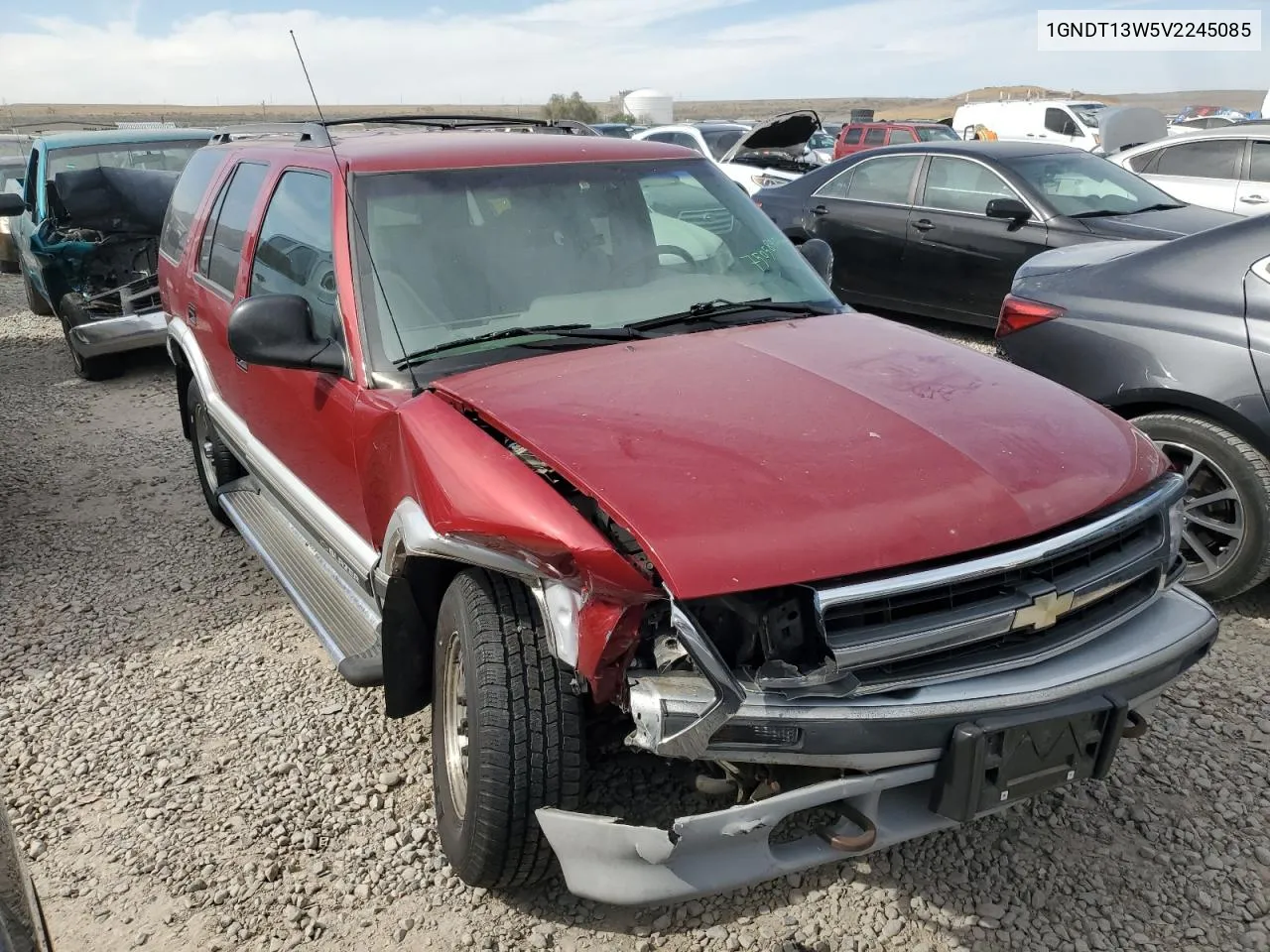 1997 Chevrolet Blazer VIN: 1GNDT13W5V2245085 Lot: 75058904