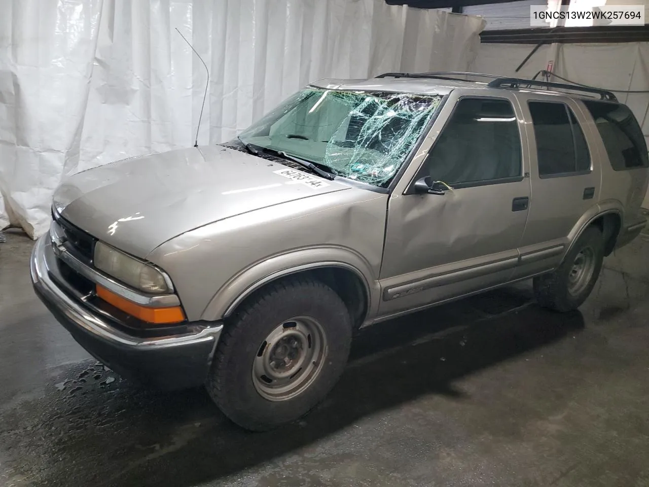 1GNCS13W2WK257694 1998 Chevrolet Blazer