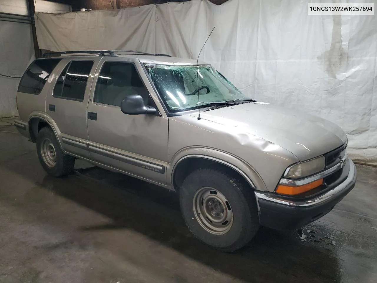 1GNCS13W2WK257694 1998 Chevrolet Blazer