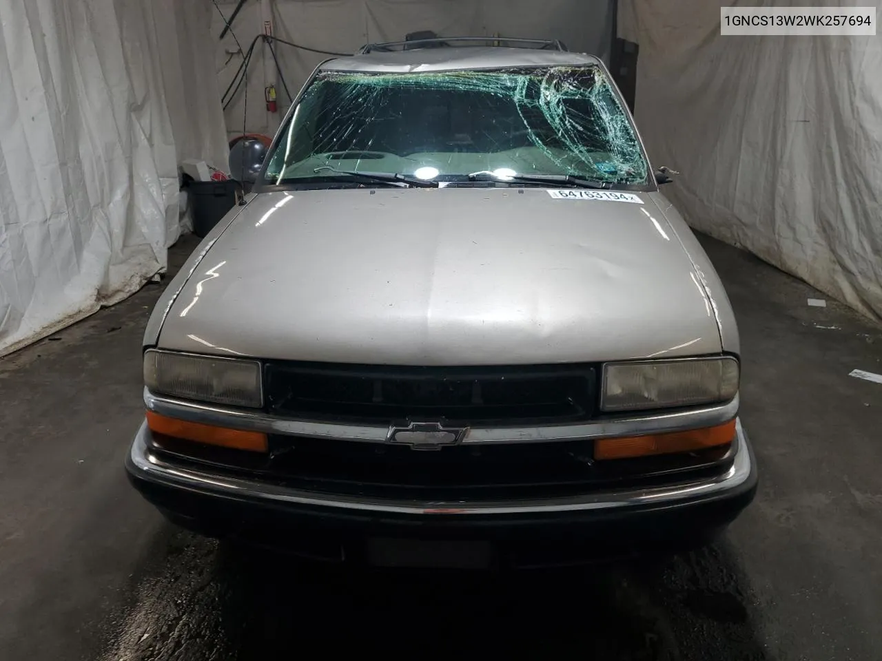 1GNCS13W2WK257694 1998 Chevrolet Blazer