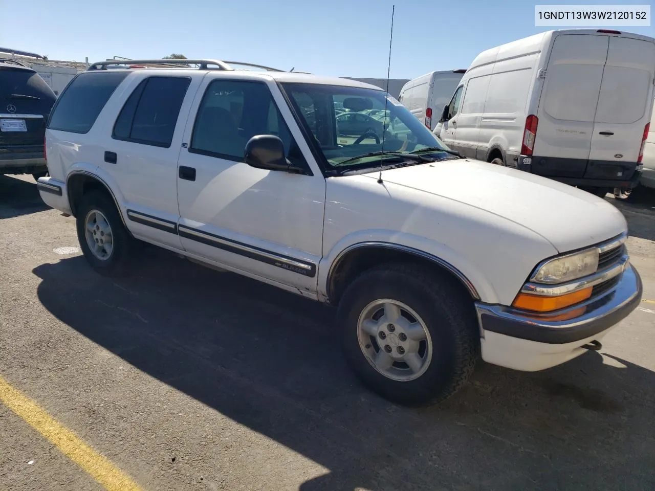 1998 Chevrolet Blazer VIN: 1GNDT13W3W2120152 Lot: 75258214