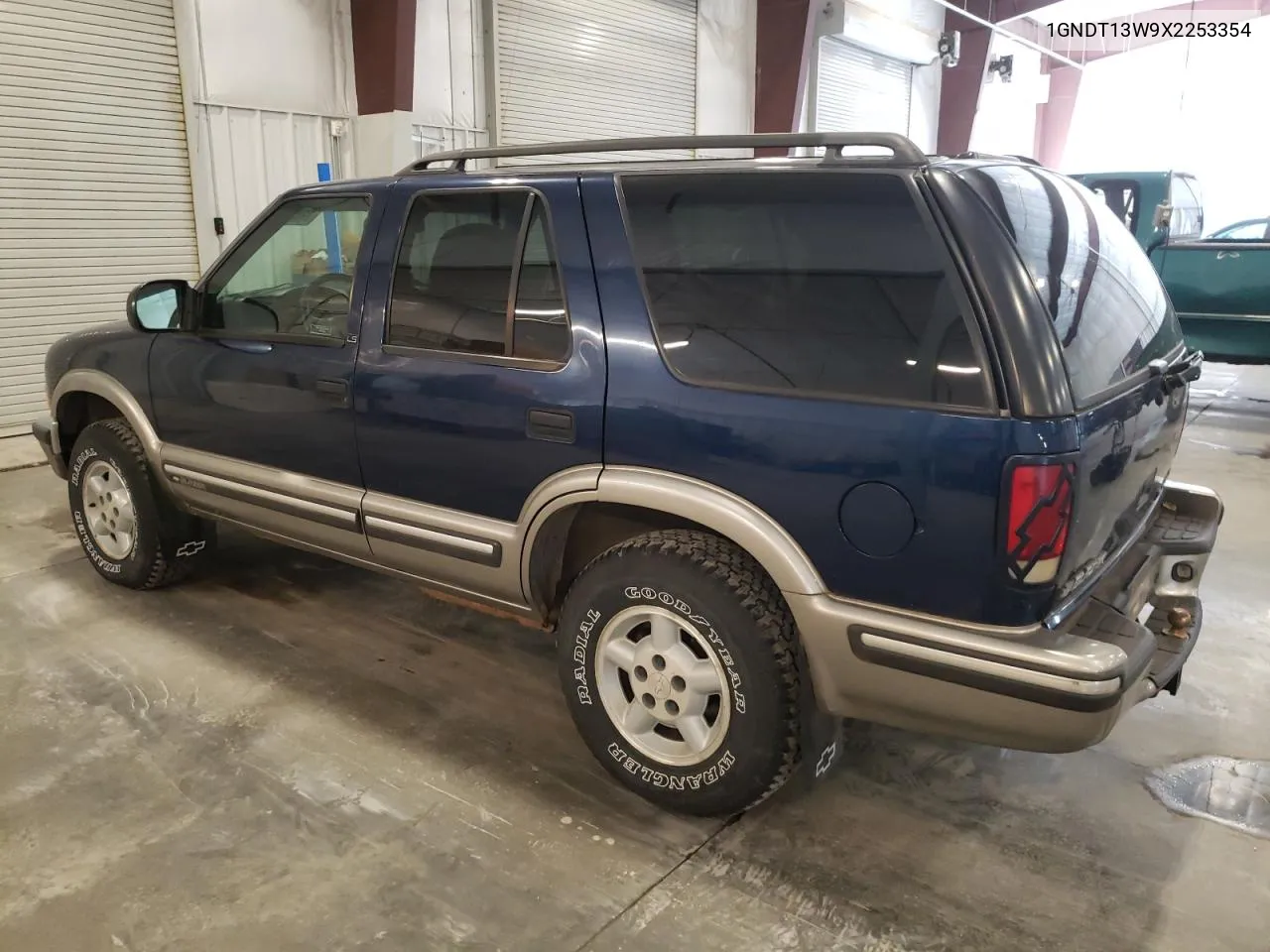 1999 Chevrolet Blazer VIN: 1GNDT13W9X2253354 Lot: 73483454