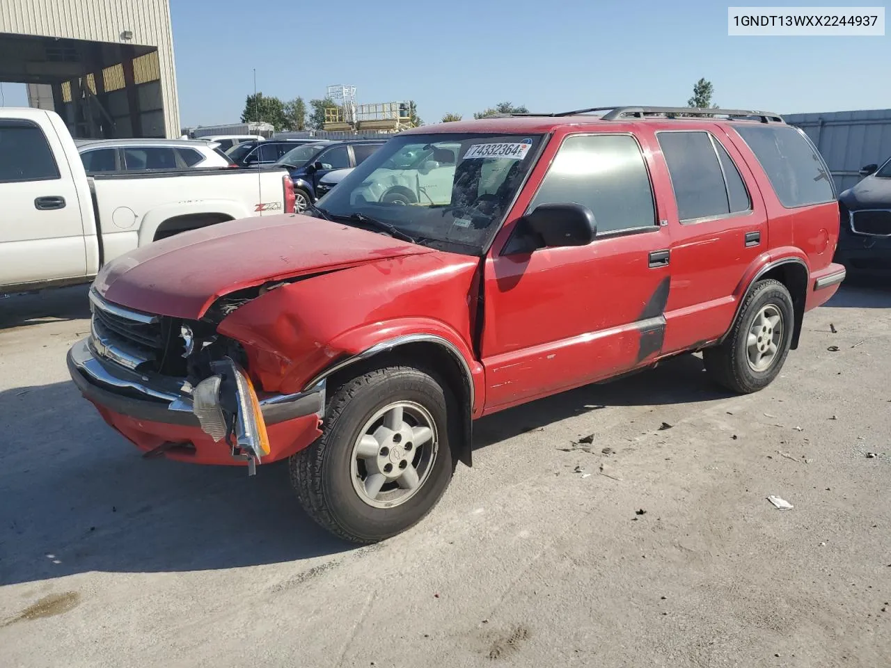 1999 Chevrolet Blazer VIN: 1GNDT13WXX2244937 Lot: 74332364