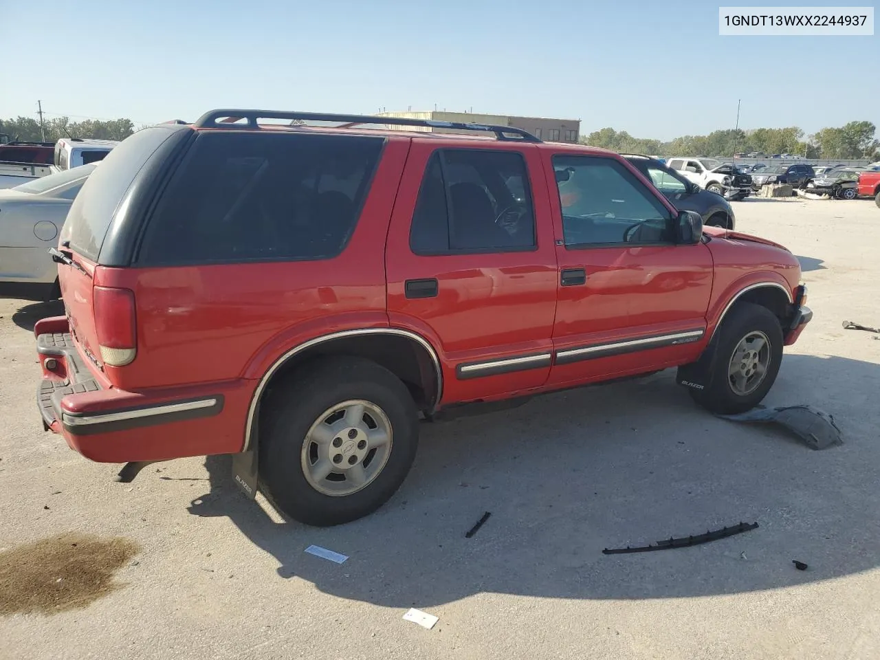 1999 Chevrolet Blazer VIN: 1GNDT13WXX2244937 Lot: 74332364