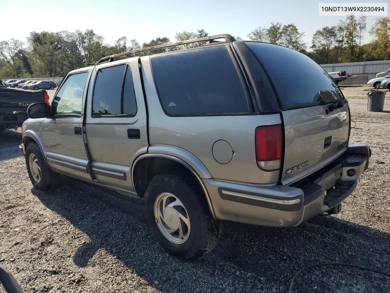 1999 Chevrolet Blazer VIN: 1GNDT13W9X2230494 Lot: 76086224