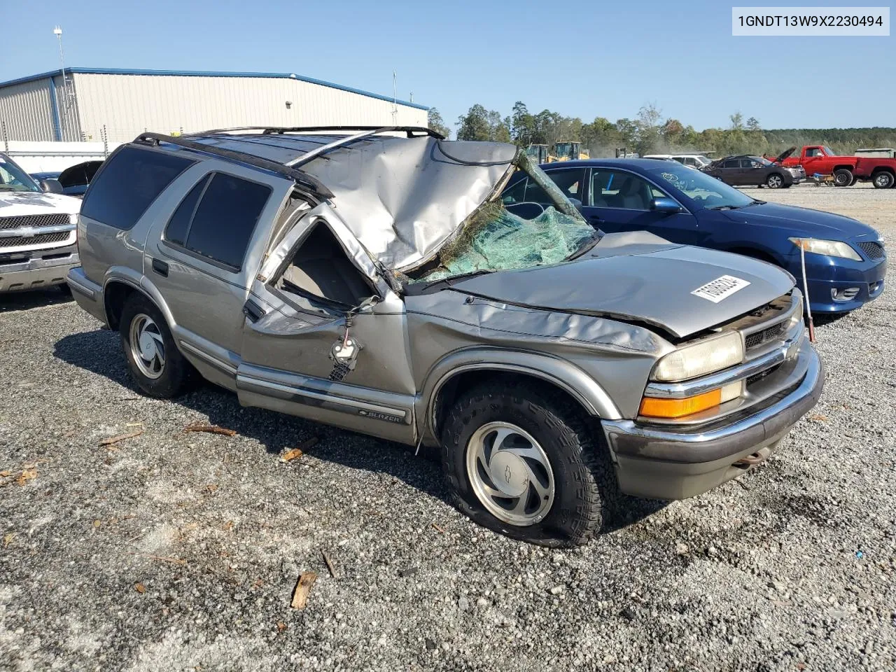 1999 Chevrolet Blazer VIN: 1GNDT13W9X2230494 Lot: 76086224