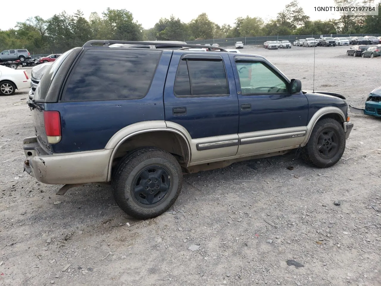 2000 Chevrolet Blazer VIN: 1GNDT13W8Y2197764 Lot: 70231994