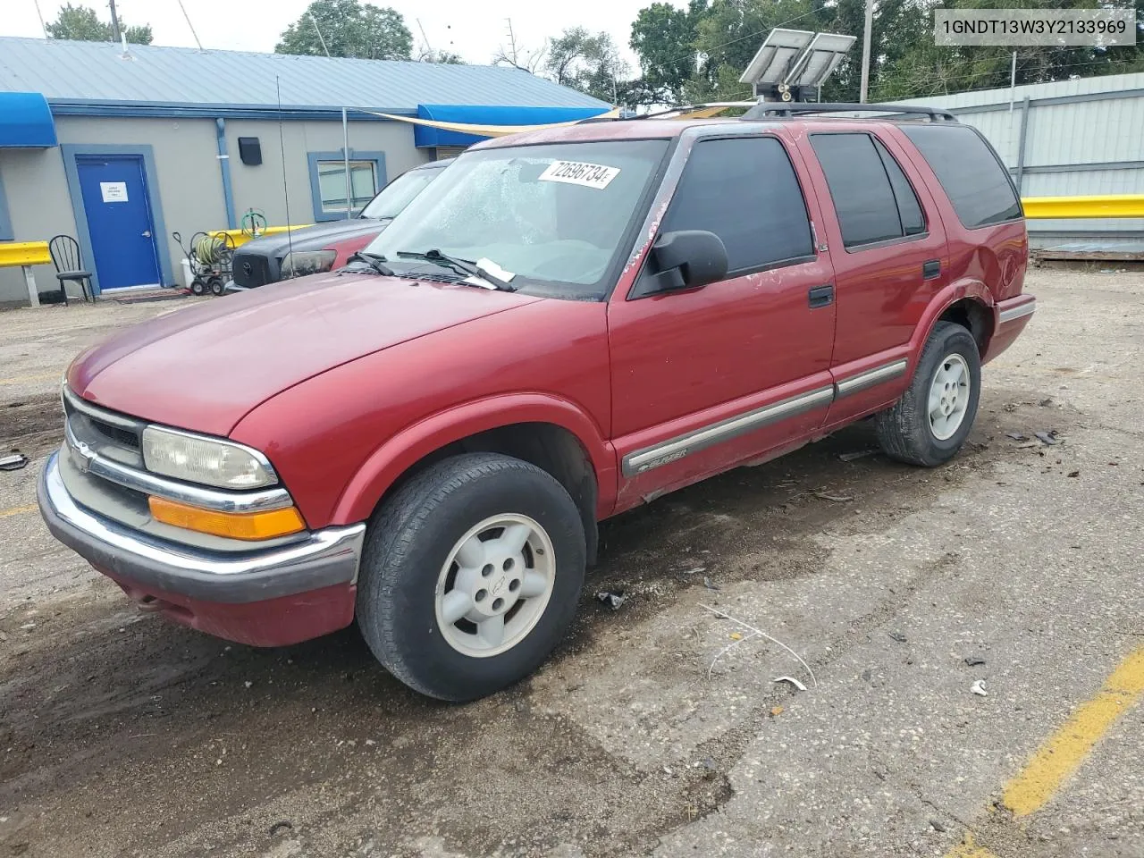 2000 Chevrolet Blazer VIN: 1GNDT13W3Y2133969 Lot: 72696734