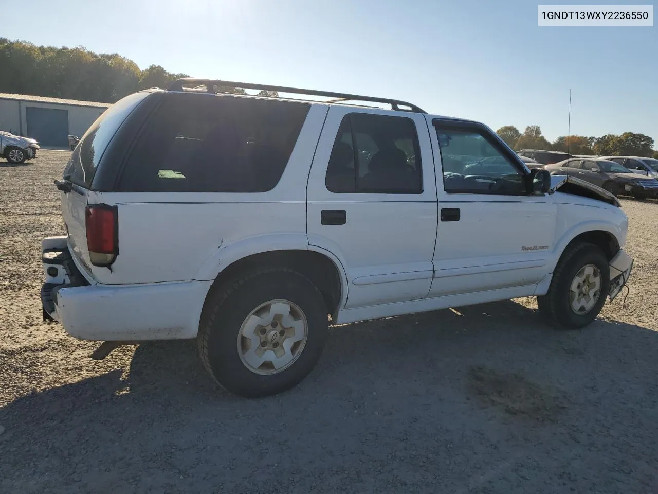 2000 Chevrolet Blazer VIN: 1GNDT13WXY2236550 Lot: 77170574