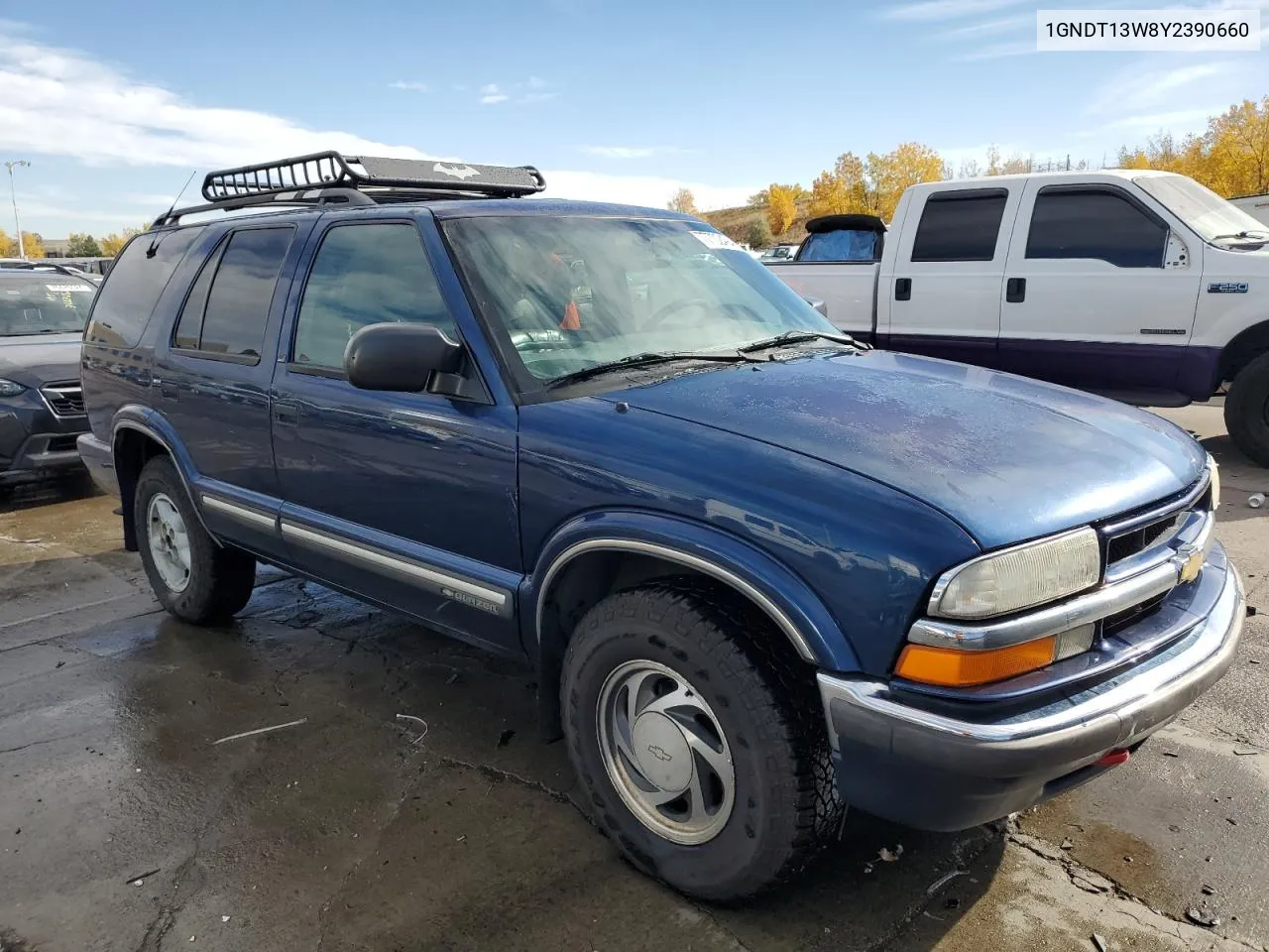 2000 Chevrolet Blazer VIN: 1GNDT13W8Y2390660 Lot: 77702494