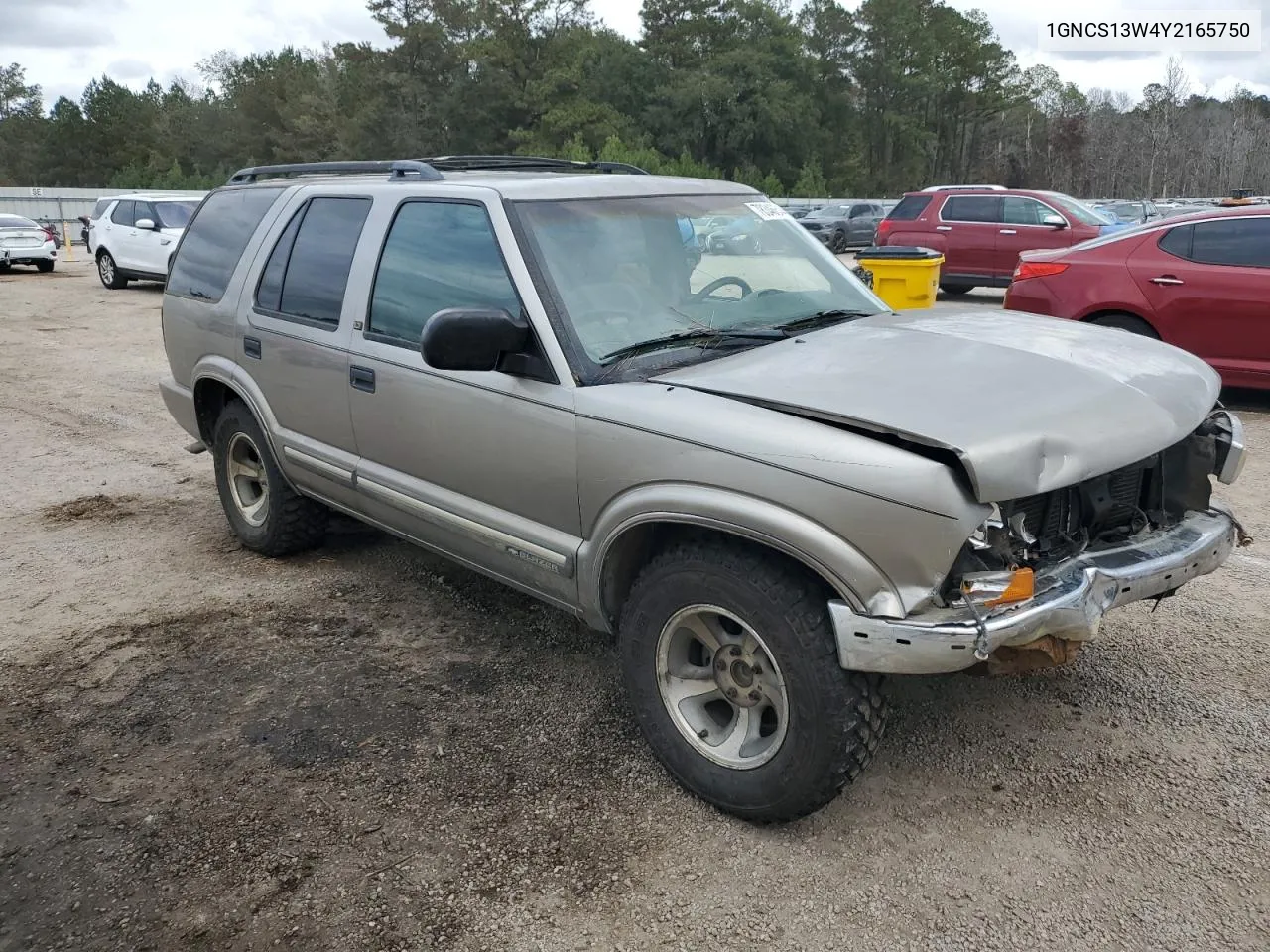 2000 Chevrolet Blazer VIN: 1GNCS13W4Y2165750 Lot: 78346644