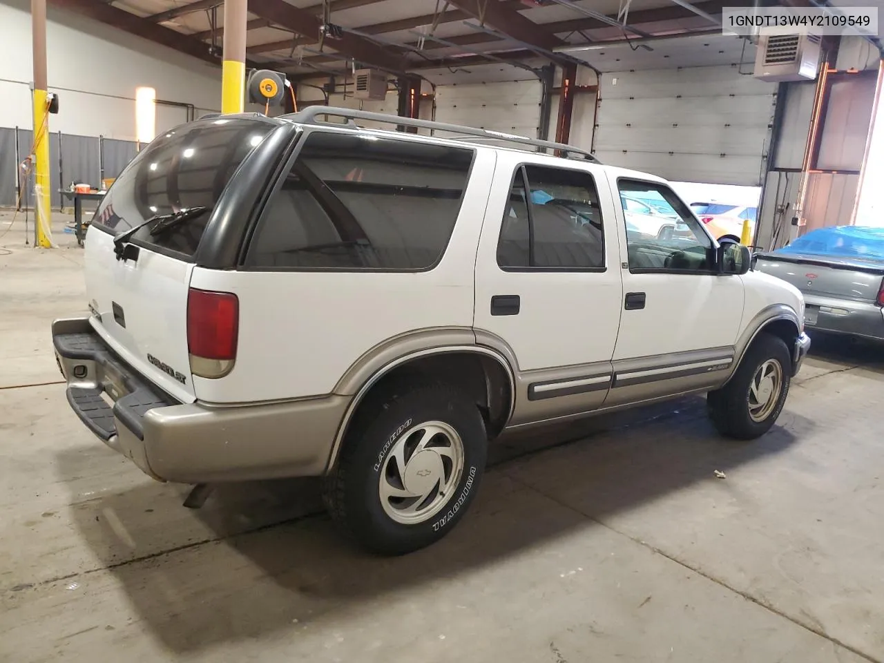 2000 Chevrolet Blazer VIN: 1GNDT13W4Y2109549 Lot: 79414994