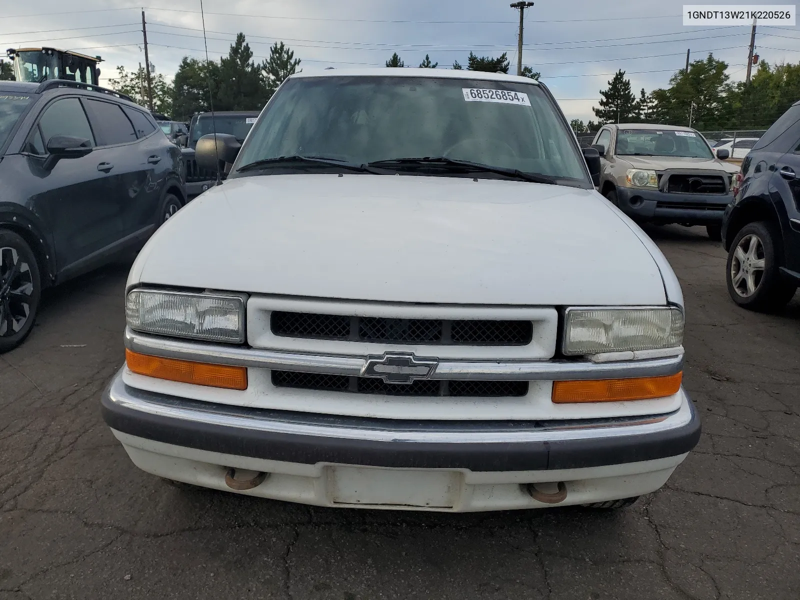 2001 Chevrolet Blazer VIN: 1GNDT13W21K220526 Lot: 68526854