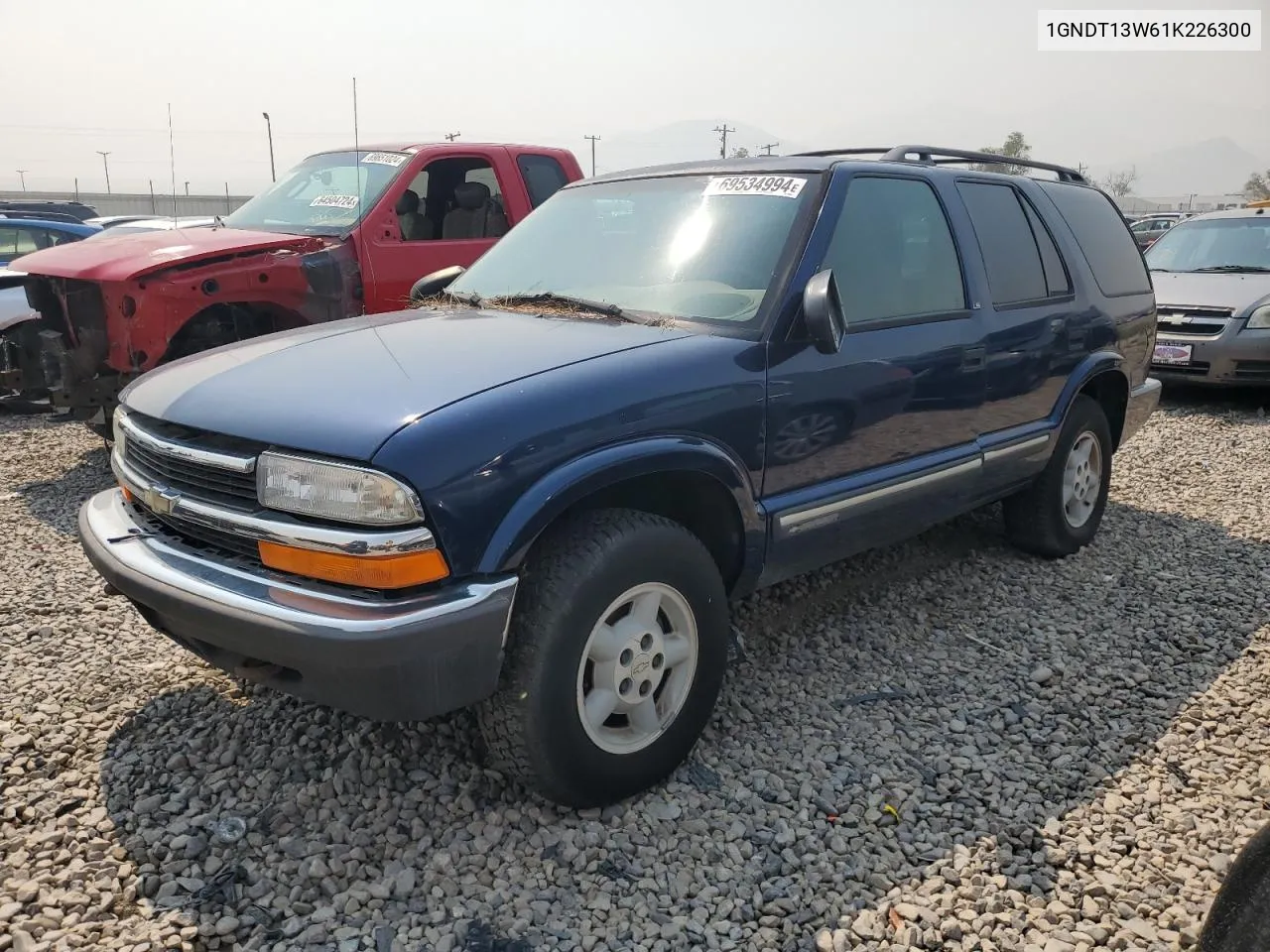 1GNDT13W61K226300 2001 Chevrolet Blazer