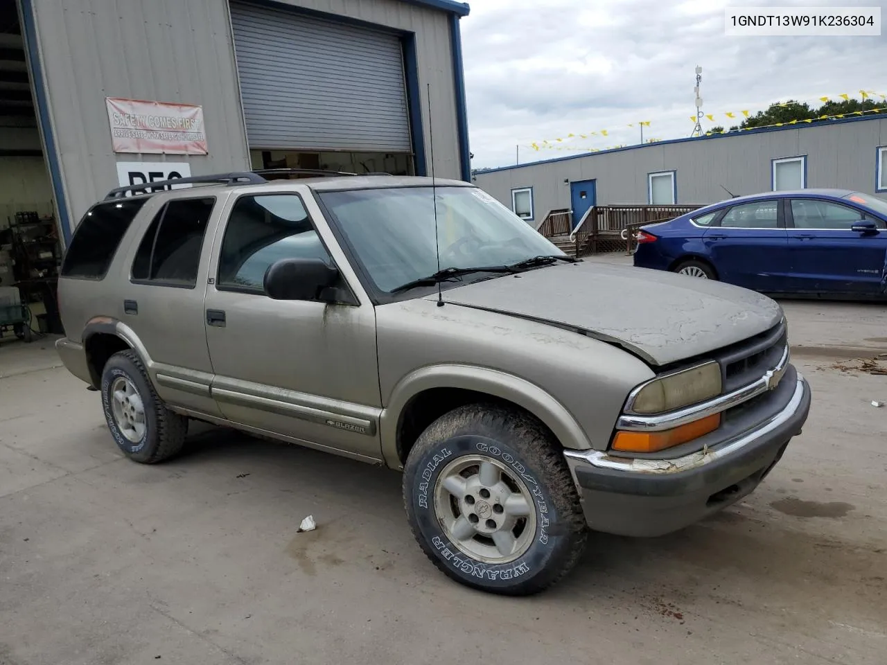 2001 Chevrolet Blazer VIN: 1GNDT13W91K236304 Lot: 74893274