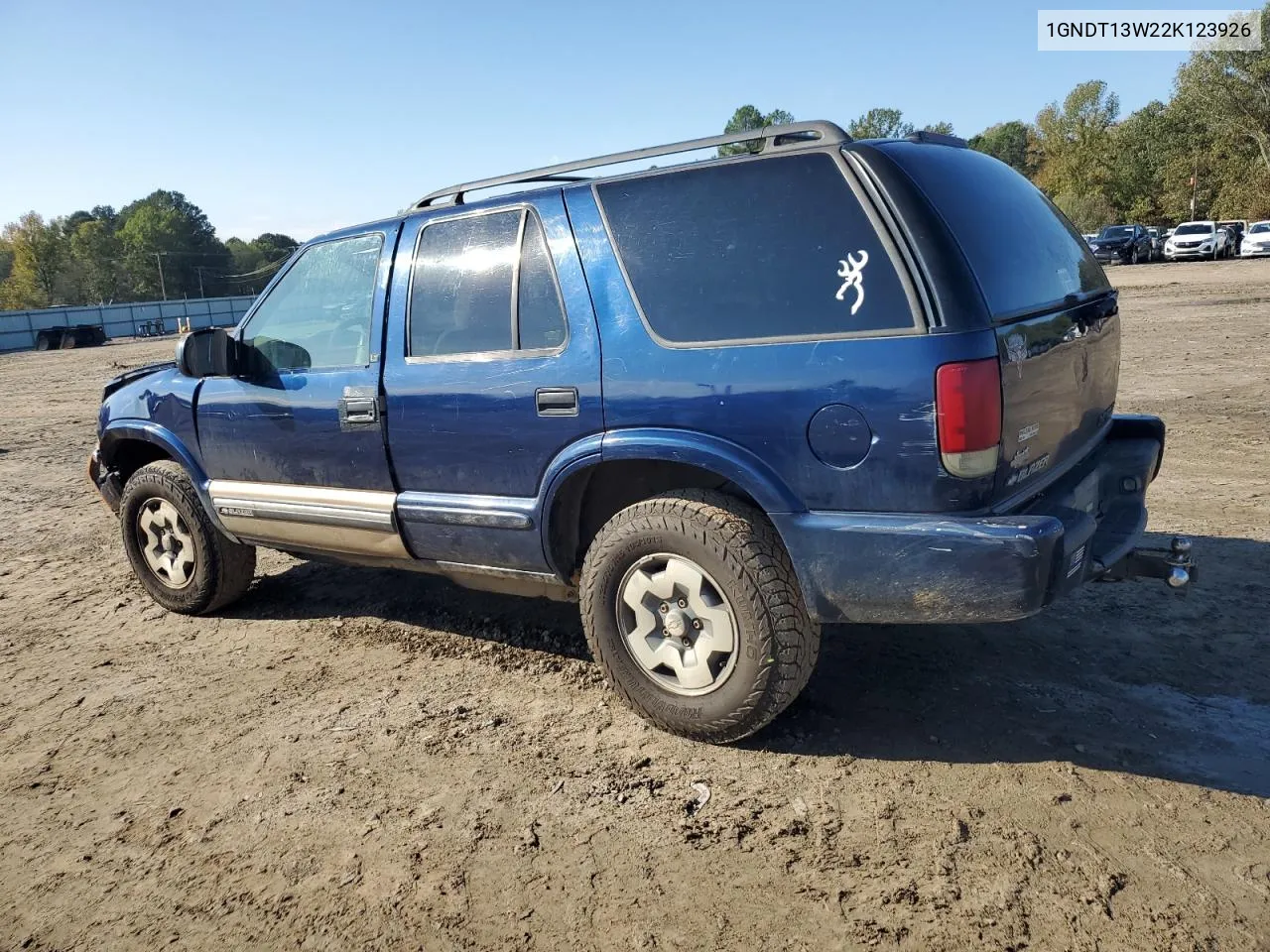 2002 Chevrolet Blazer VIN: 1GNDT13W22K123926 Lot: 79219564