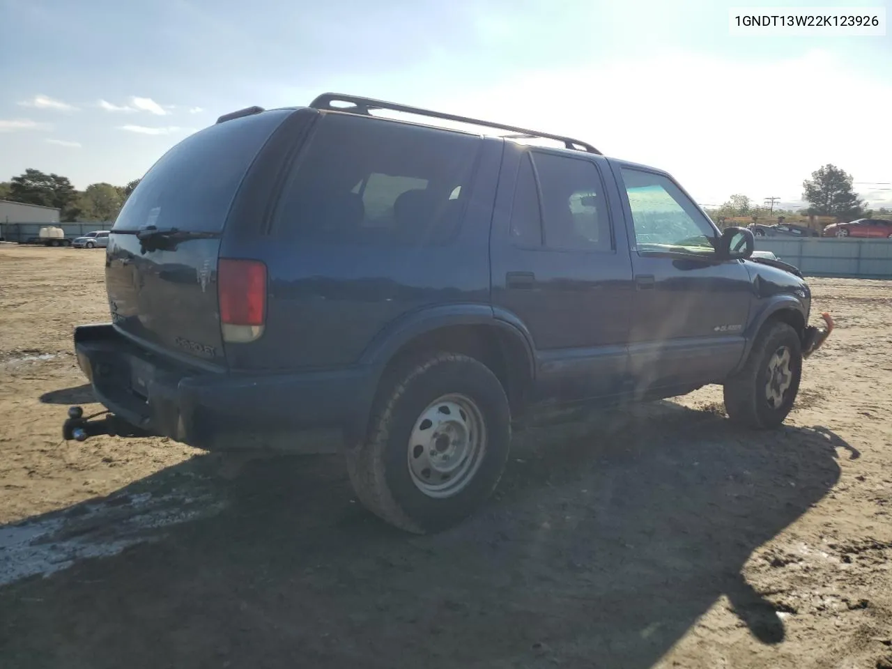 2002 Chevrolet Blazer VIN: 1GNDT13W22K123926 Lot: 79219564