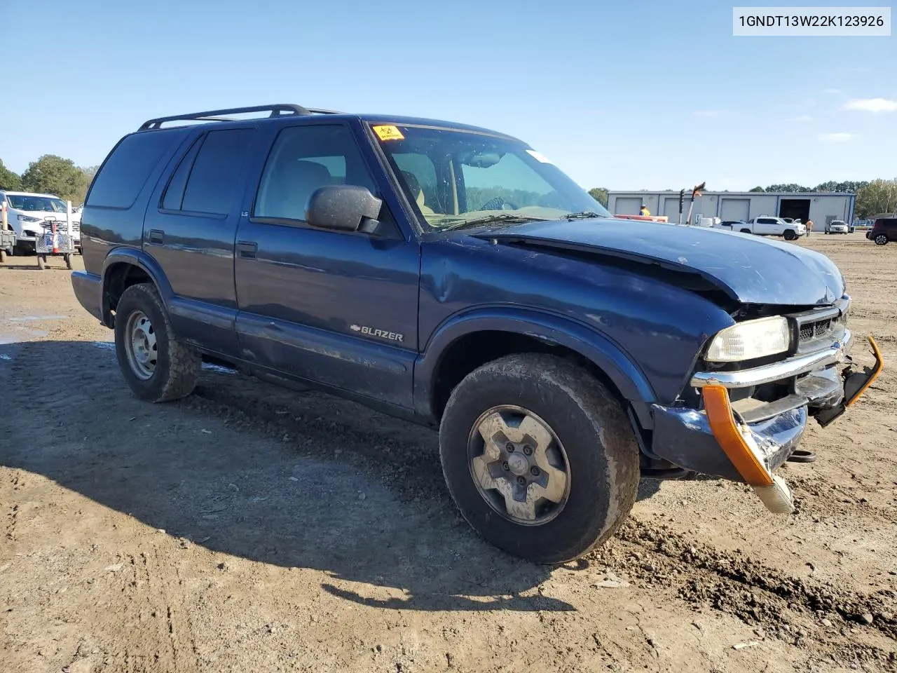 2002 Chevrolet Blazer VIN: 1GNDT13W22K123926 Lot: 79219564