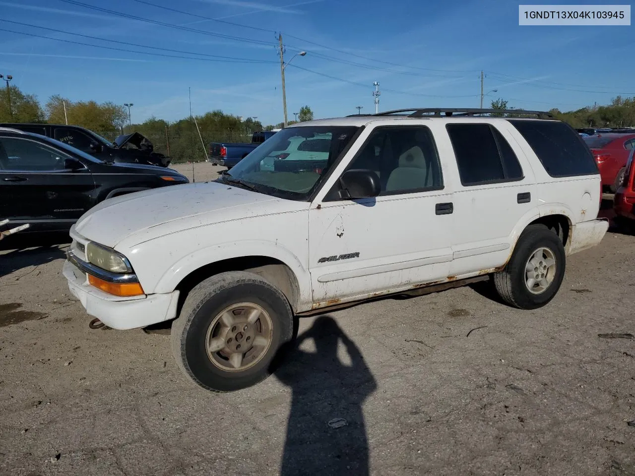 2004 Chevrolet Blazer VIN: 1GNDT13X04K103945 Lot: 73645864