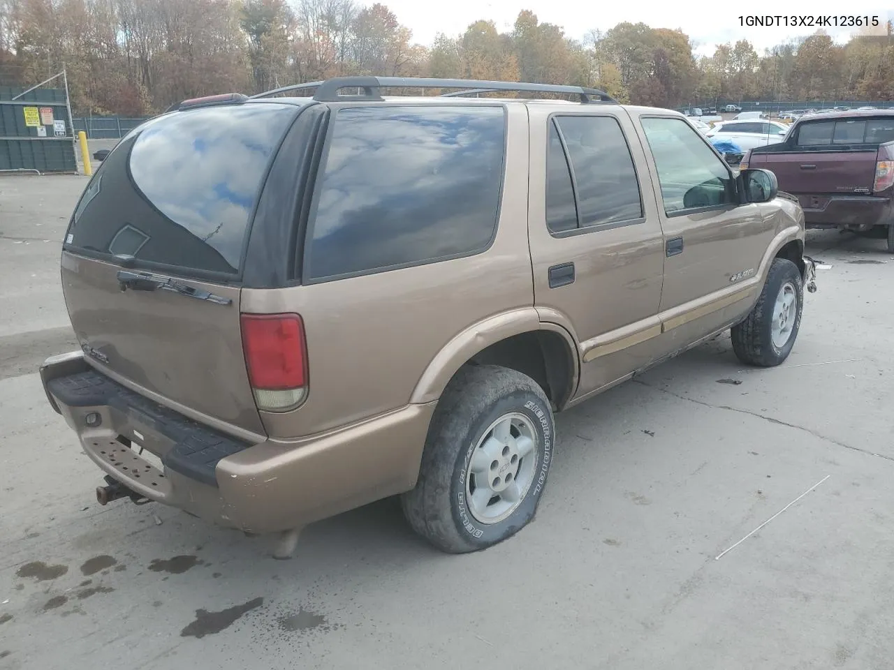 2004 Chevrolet Blazer VIN: 1GNDT13X24K123615 Lot: 77460534