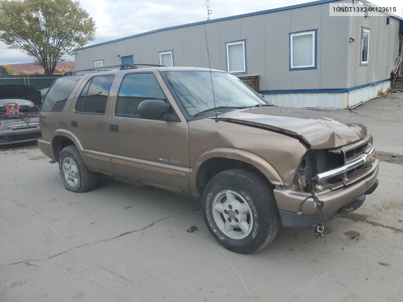 2004 Chevrolet Blazer VIN: 1GNDT13X24K123615 Lot: 77460534