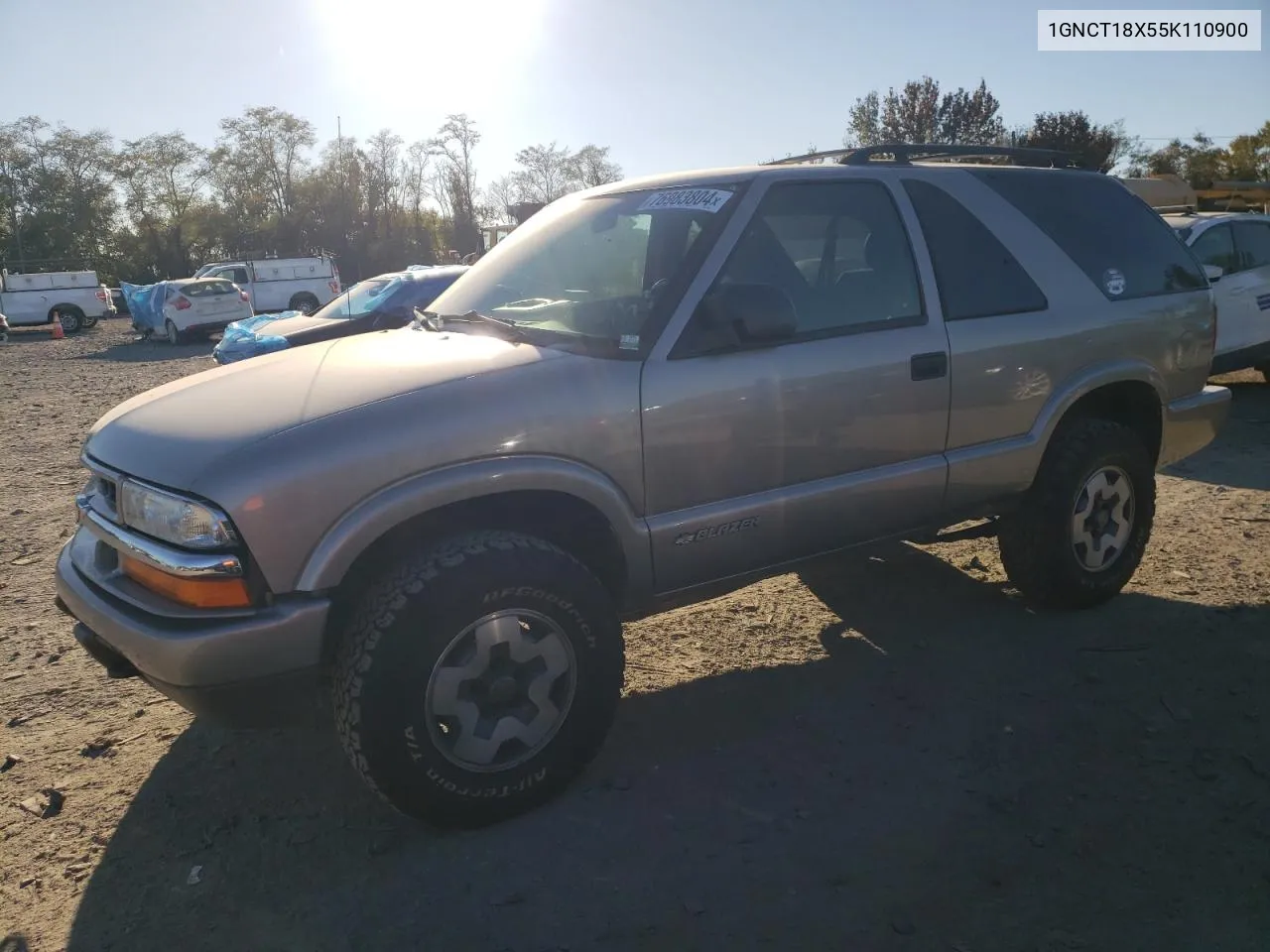 2005 Chevrolet Blazer VIN: 1GNCT18X55K110900 Lot: 76983804