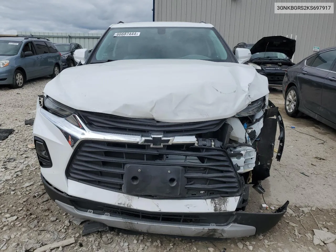 3GNKBGRS2KS697917 2019 Chevrolet Blazer 2Lt