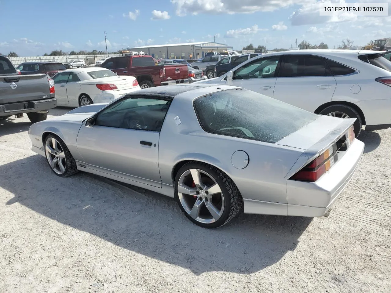 1988 Chevrolet Camaro VIN: 1G1FP21E9JL107570 Lot: 76640164