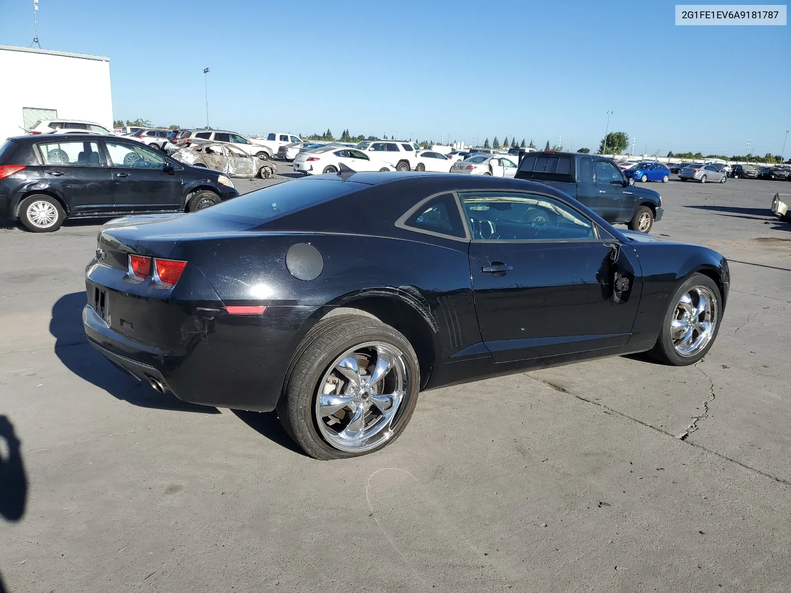 2010 Chevrolet Camaro Ls VIN: 2G1FE1EV6A9181787 Lot: 67674454