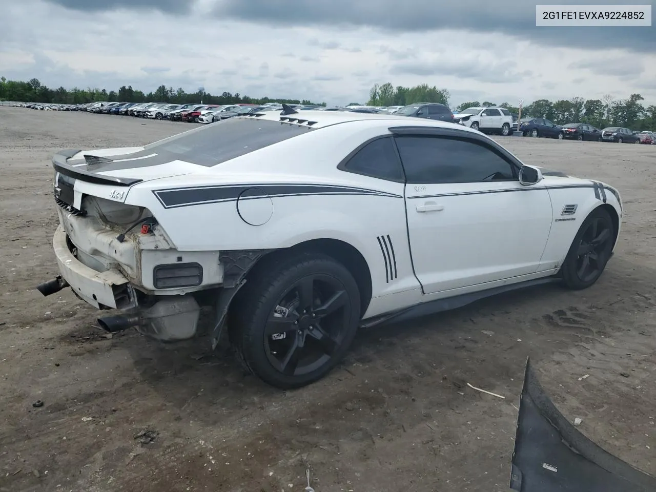 2010 Chevrolet Camaro Ls VIN: 2G1FE1EVXA9224852 Lot: 69618204