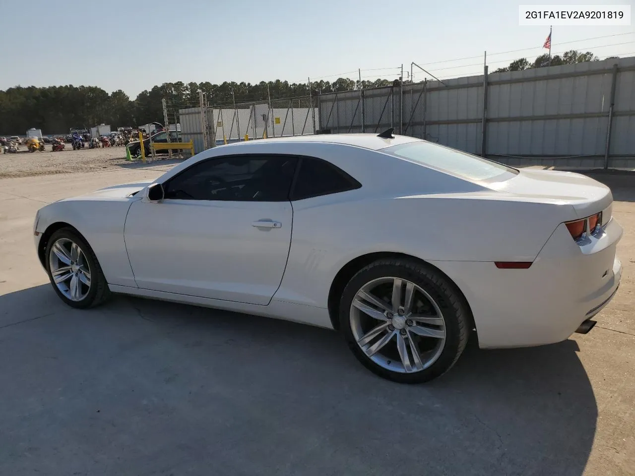 2010 Chevrolet Camaro Ls VIN: 2G1FA1EV2A9201819 Lot: 75505404