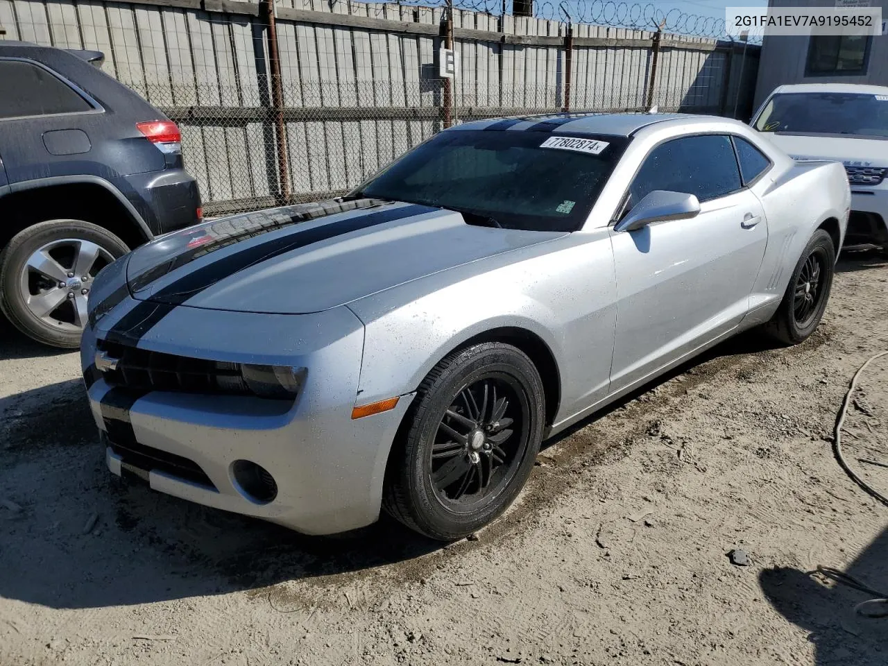 2010 Chevrolet Camaro Ls VIN: 2G1FA1EV7A9195452 Lot: 77802874